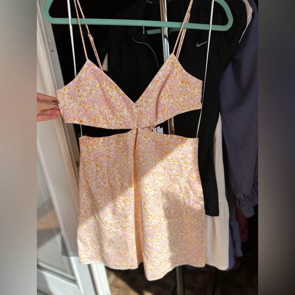 Zara floral dress, NWT, size large
